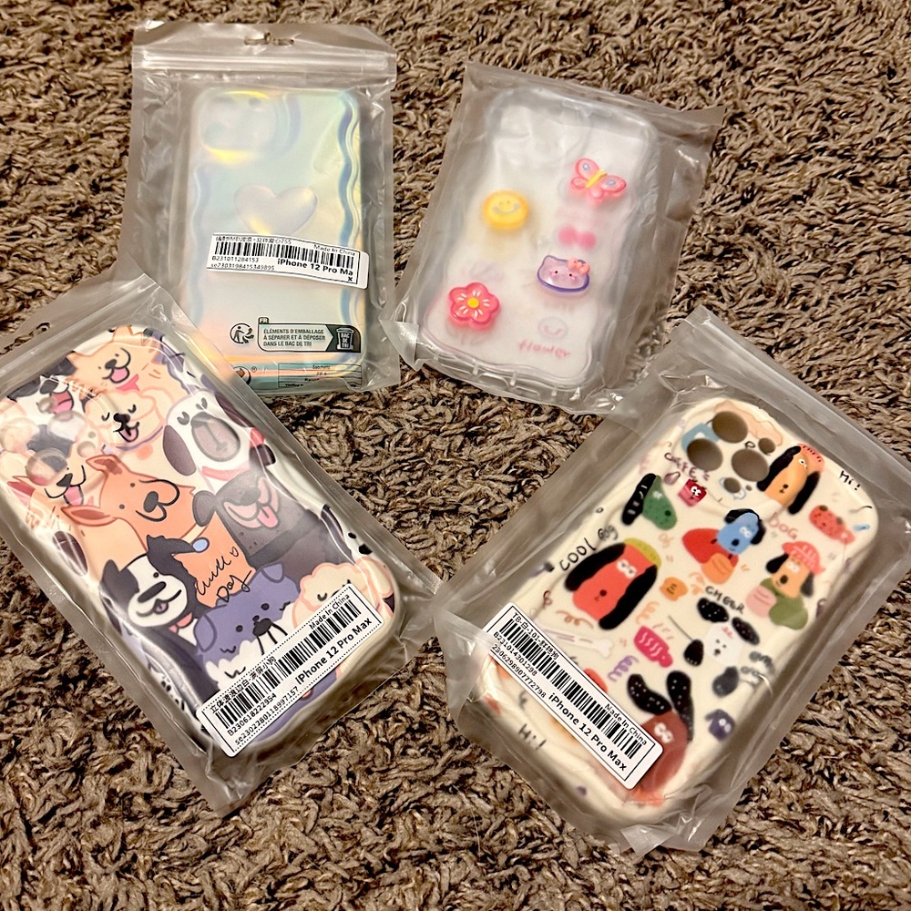 🫶🏼 Bundle 🫶🏼 IPhone 12 Pro Max cases ❤️